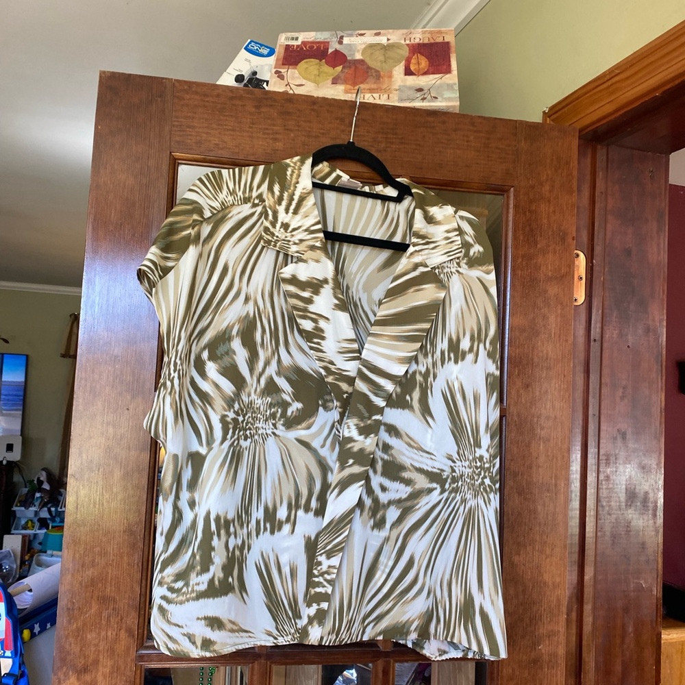 Stylish Women's Green and White Top